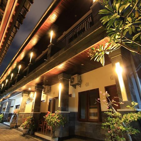 Surya Inn Кута Экстерьер фото