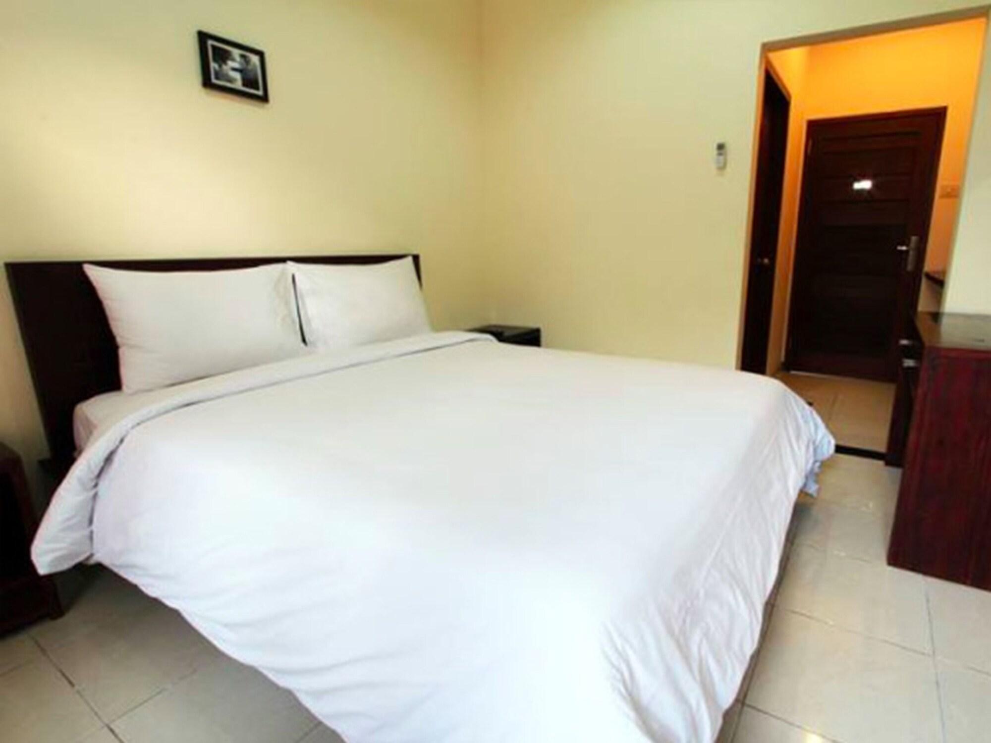 Surya Inn Кута Экстерьер фото