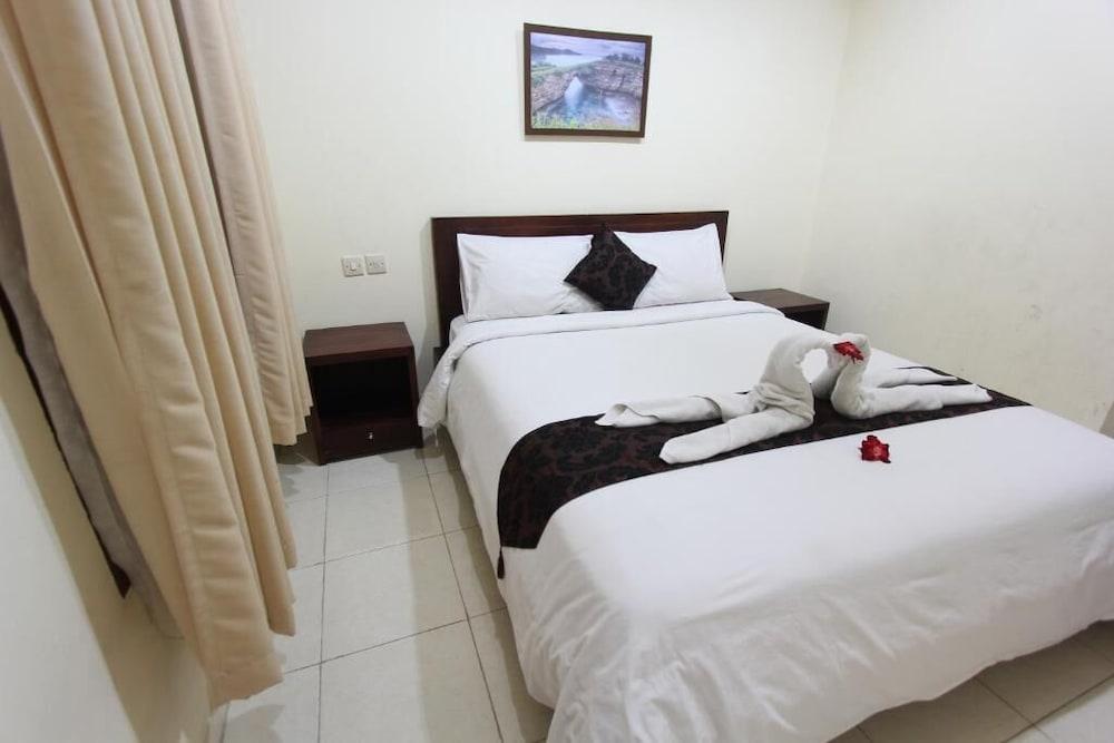 Surya Inn Кута Экстерьер фото