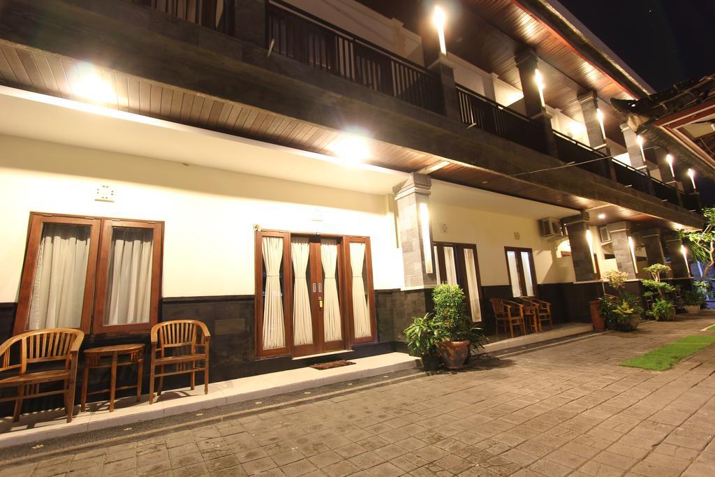 Surya Inn Кута Экстерьер фото