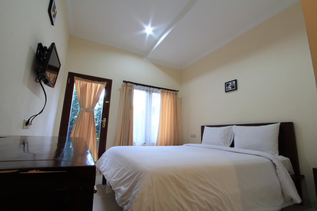 Surya Inn Кута Экстерьер фото
