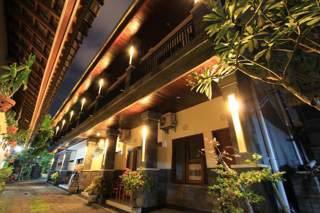 Surya Inn Кута Экстерьер фото